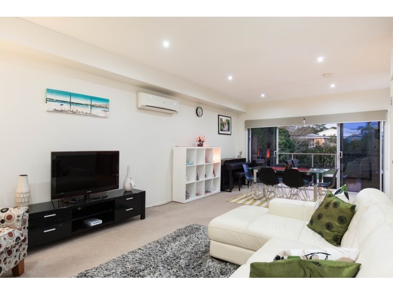 10 Ovey Street, Morningside QLD 4170