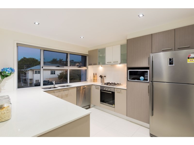10 Ovey Street, Morningside QLD 4170