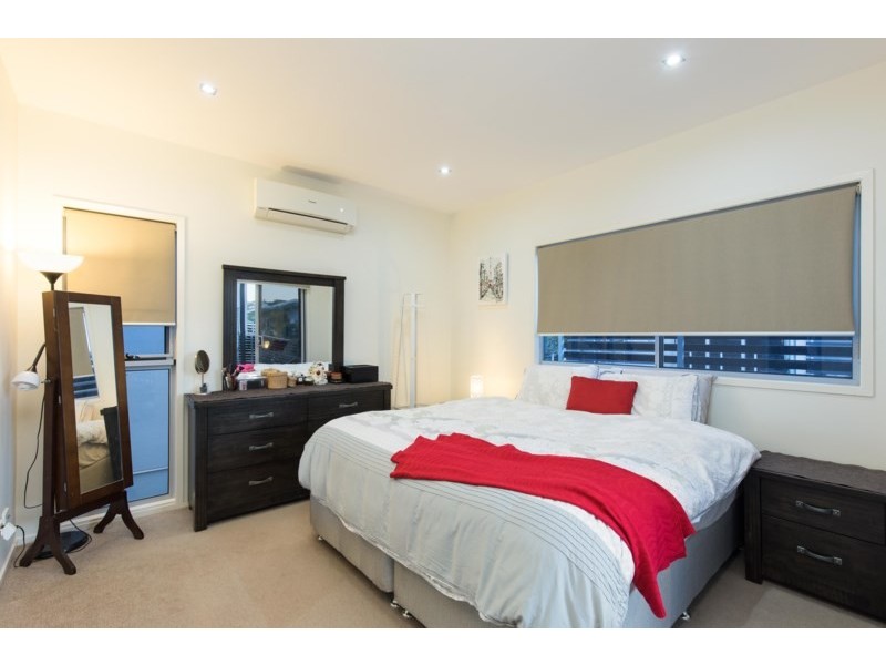 10 Ovey Street, Morningside QLD 4170