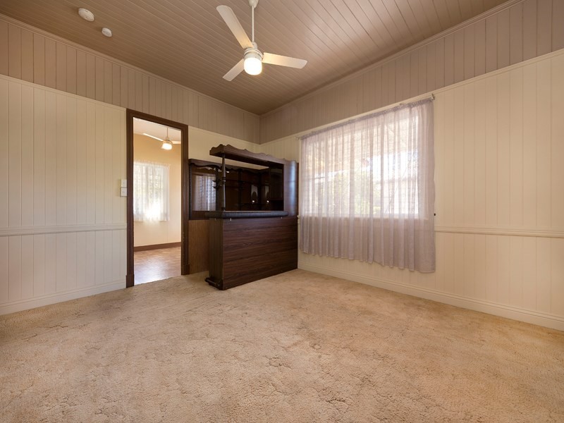 18 Heath Street, East Brisbane QLD 4169