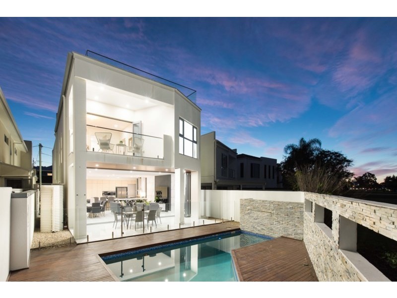 23 Bulimba Parade, Bulimba QLD 4171