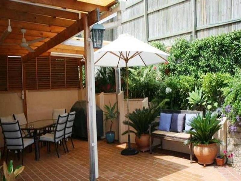 2/12 Norman Avenue, Norman Park QLD 4170