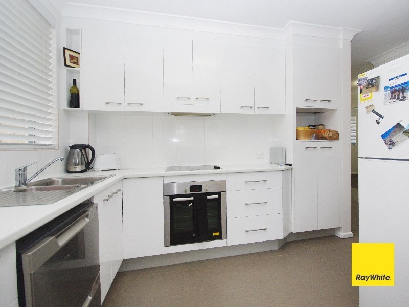 1/44 Kitchener Street, Coorparoo QLD 4151