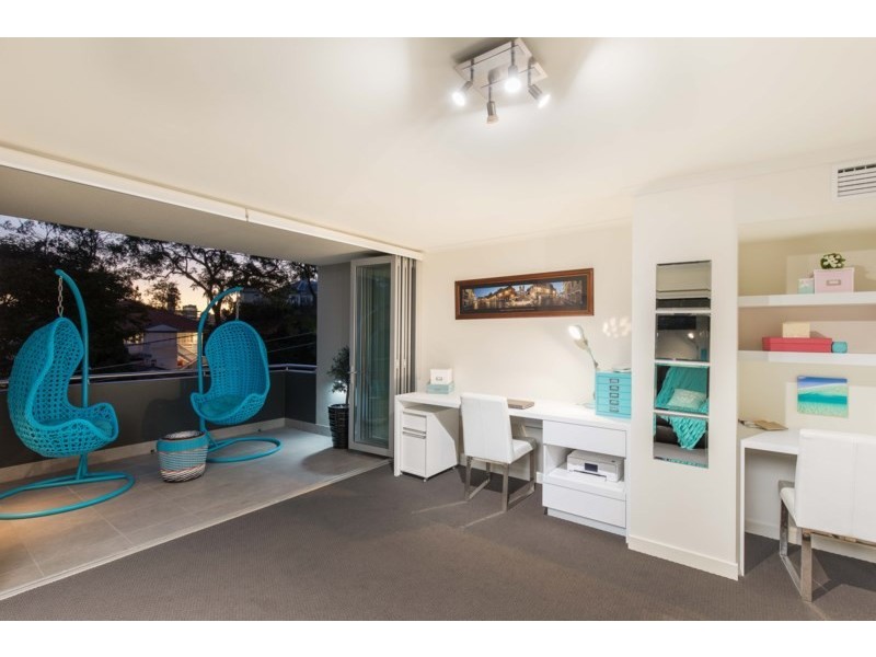 33 Aaron Avenue, Hawthorne QLD 4171