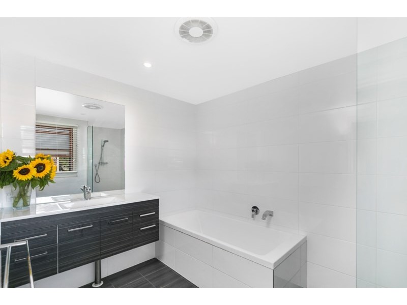 93 Bulimba Street, Bulimba QLD 4171