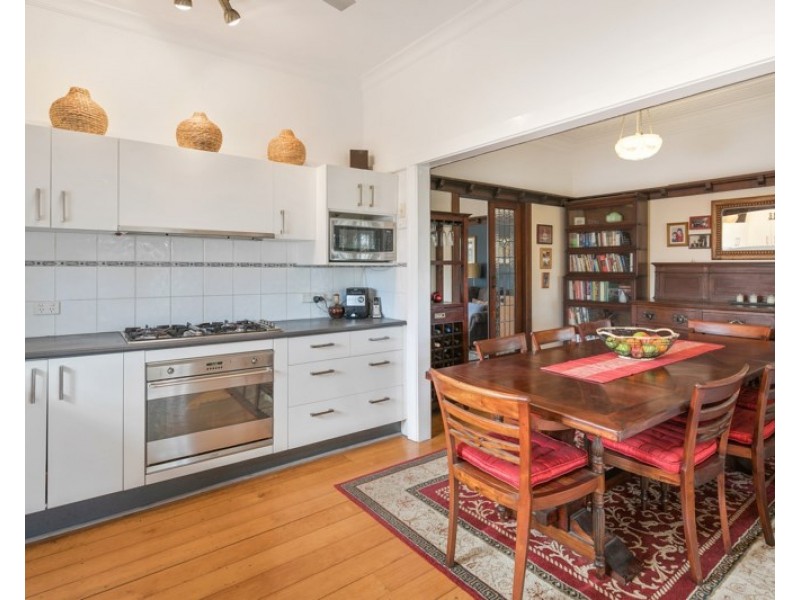 41 Princess Street, Camp Hill QLD 4152