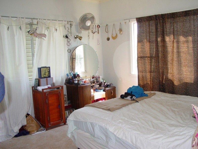 74 Smallman Street, Bulimba QLD 4171