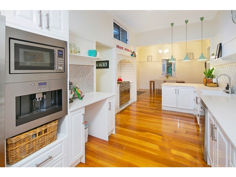 46 Miles Street, Hawthorne QLD 4171