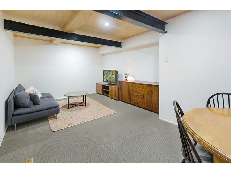 46 Miles Street, Hawthorne QLD 4171