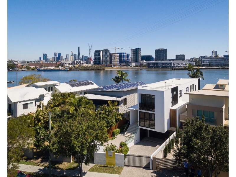 62 Quay Street, Bulimba QLD 4171