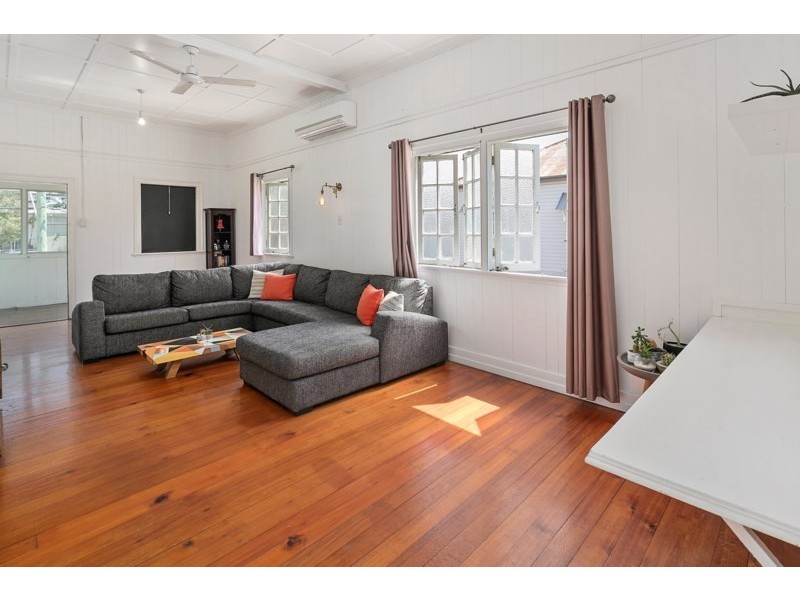 197 Riding Road, Balmoral QLD 4171