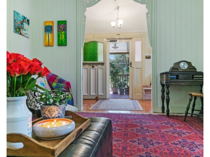 95 Thynne Avenue, Norman Park QLD 4170