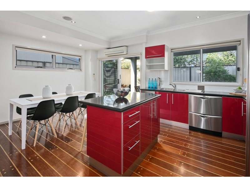 19 Ivanhoe Street, Annerley QLD 4103