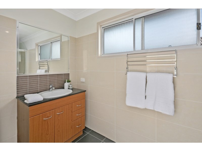 19 Ivanhoe Street, Annerley QLD 4103