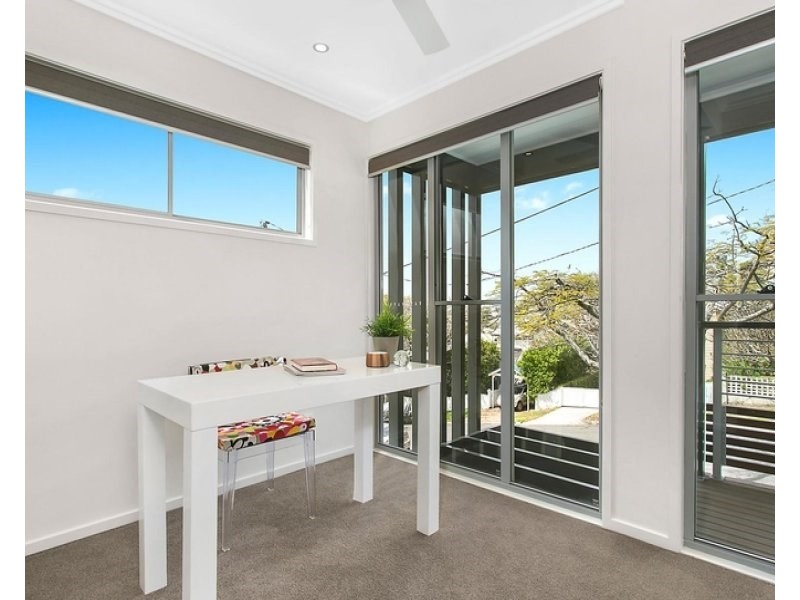 36 Philip Street, Hawthorne QLD 4171