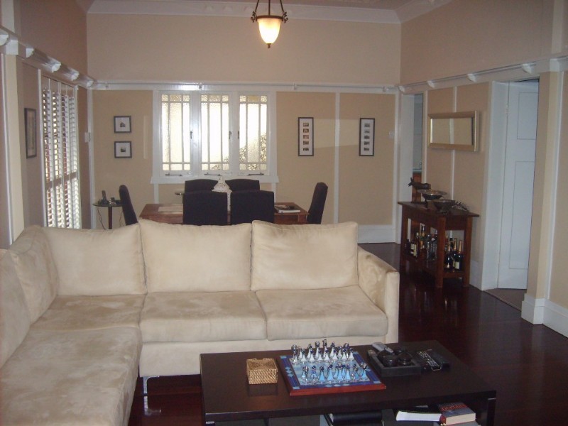 313 Riding Road, Balmoral QLD 4171