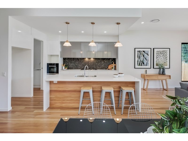 19 Brinawa Street, Camp Hill QLD 4152