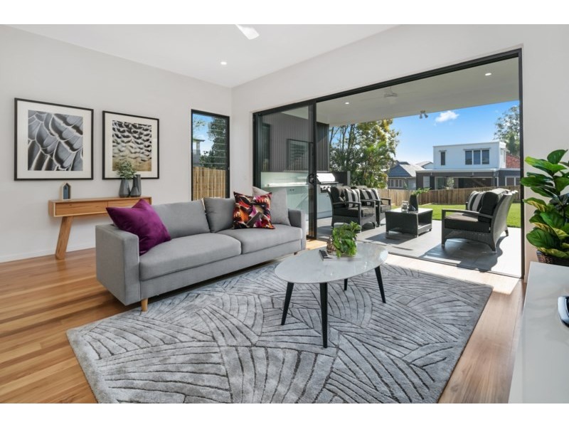 19 Brinawa Street, Camp Hill QLD 4152