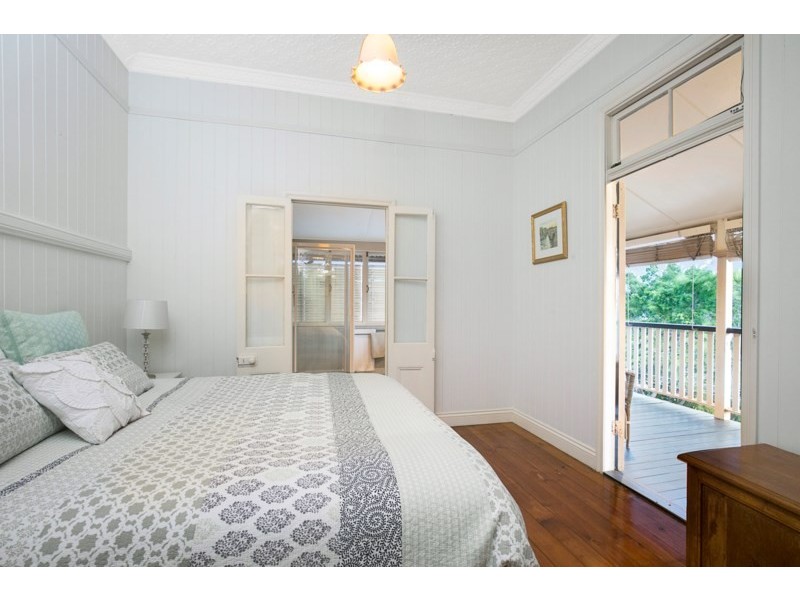 40 Tennyson Street, Norman Park QLD 4170