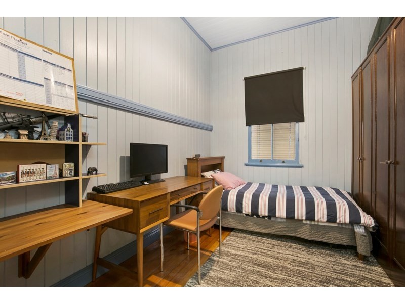 40 Tennyson Street, Norman Park QLD 4170