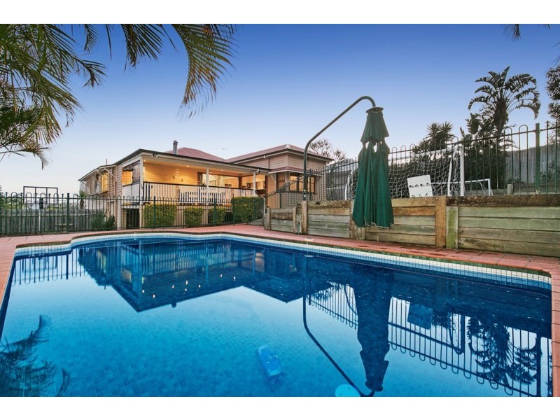 40 Tennyson Street, Norman Park QLD 4170