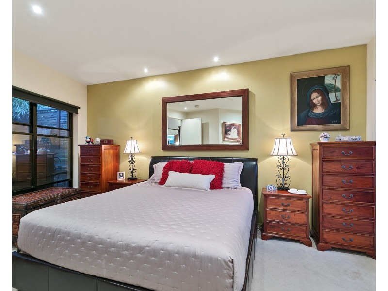 138 Sirius Street, Coorparoo QLD 4151