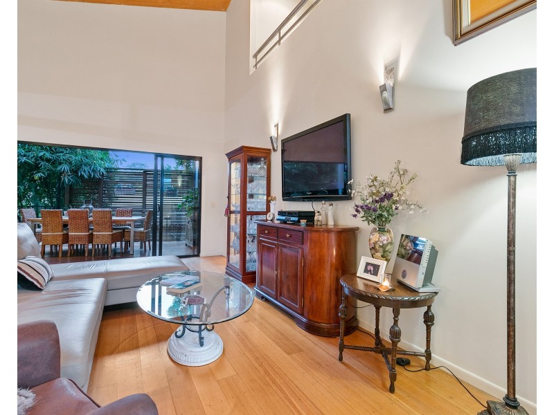 138 Sirius Street, Coorparoo QLD 4151