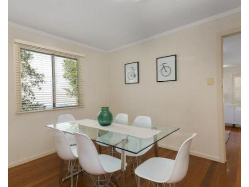 14 Elizabeth Street, Sherwood QLD 4075