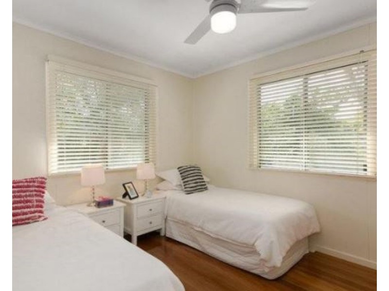 14 Elizabeth Street, Sherwood QLD 4075