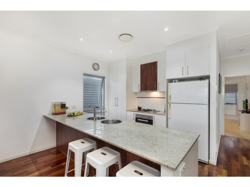 35 Douglas Street, Greenslopes QLD 4120