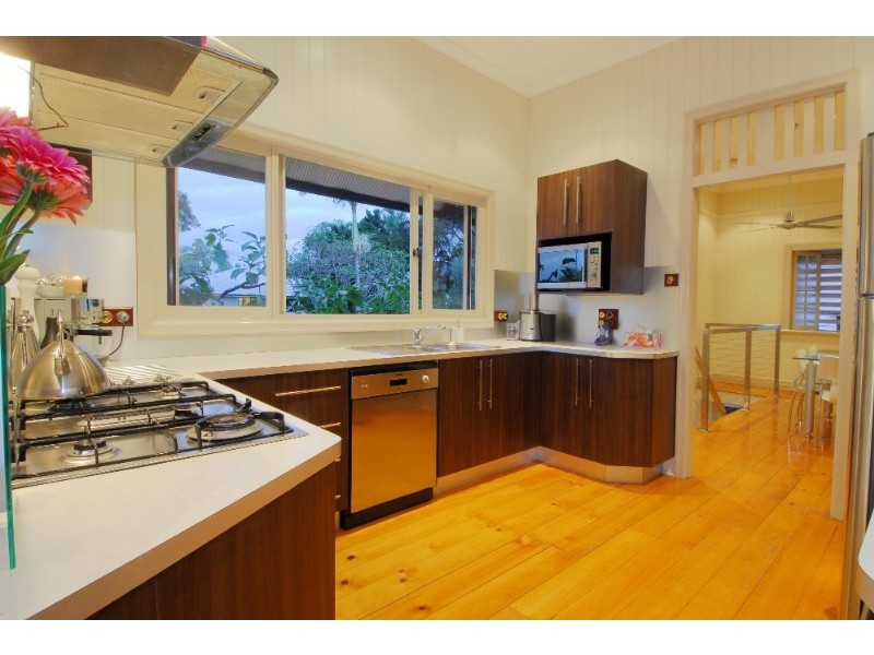 47 Philip Street, Hawthorne QLD 4171