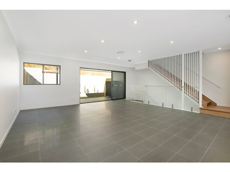 11/50 Norman Avenue, Norman Park QLD 4170