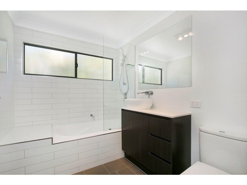 11/50 Norman Avenue, Norman Park QLD 4170