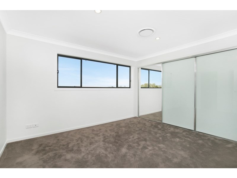 11/50 Norman Avenue, Norman Park QLD 4170