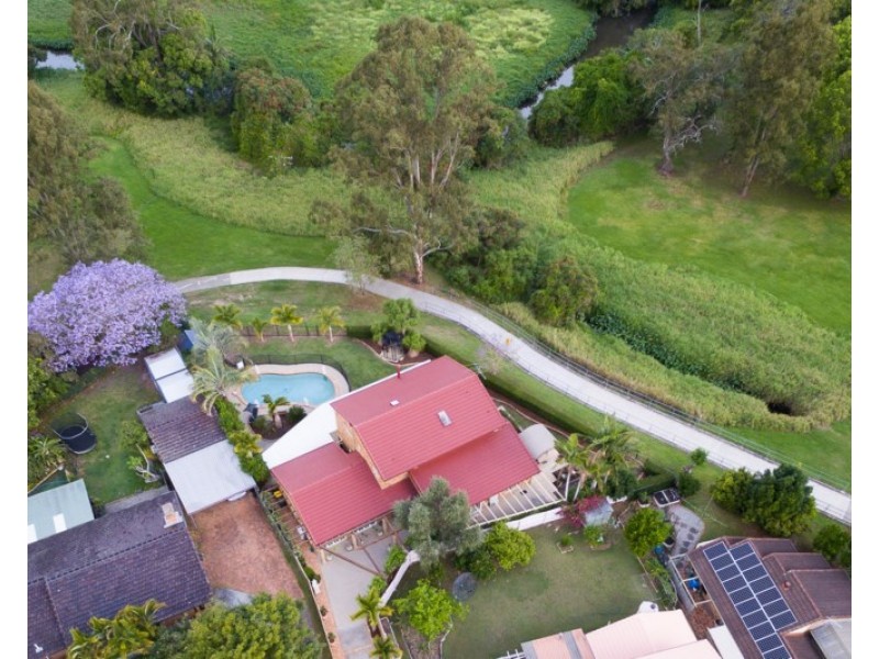 113 Cadogan Street, Carindale QLD 4152