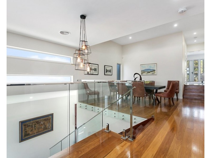 60 Joseph Street, Camp Hill QLD 4152