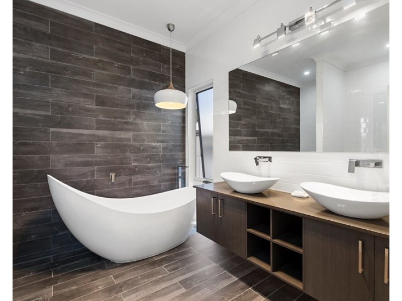 60 Joseph Street, Camp Hill QLD 4152