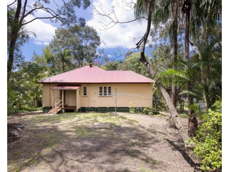 248 Bennetts Road, Norman Park QLD 4170