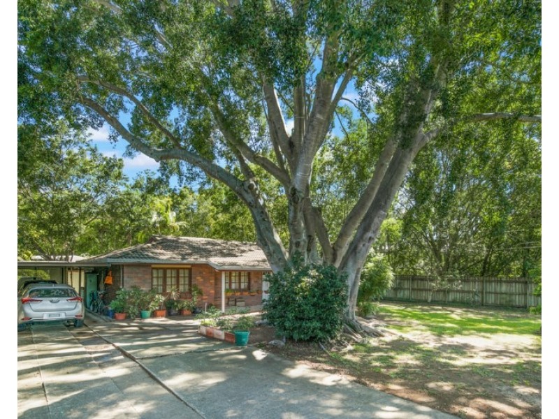 39 Elwell Street, Morningside QLD 4170