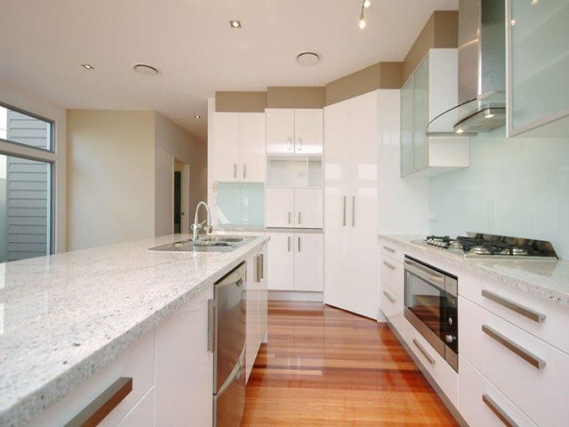 105 Strong Avenue, Graceville QLD 4075