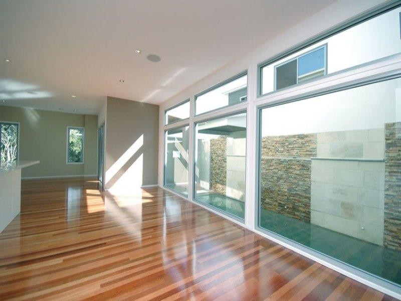 105 Strong Avenue, Graceville QLD 4075