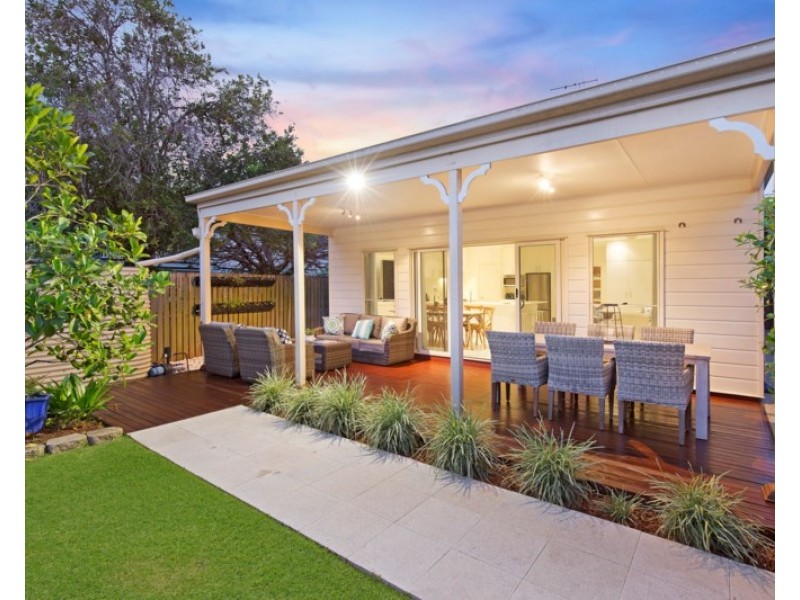 10 Lindsay Street, Hawthorne QLD 4171