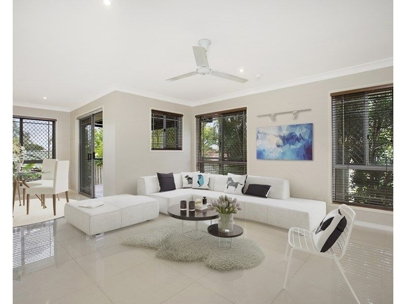 3 Acacia Close, Holland Park West QLD 4121