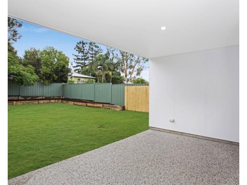 811 Oxley Road, Corinda QLD 4075