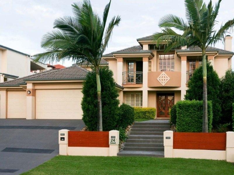 24 Sunset Place, Carindale QLD 4152