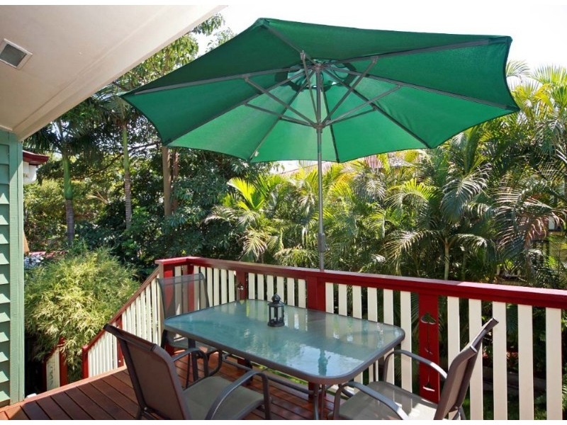 12 Victoria Street, Balmoral QLD 4171