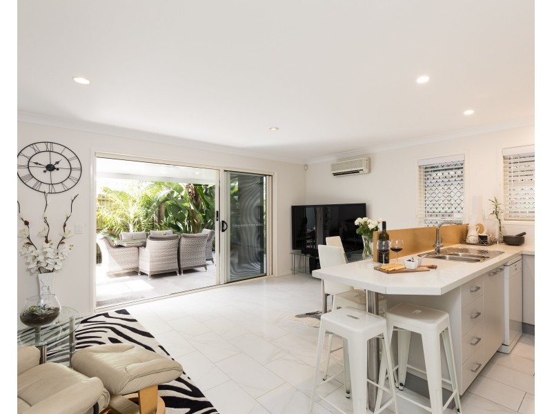 2/31 Grosvenor Street, Yeerongpilly QLD 4105