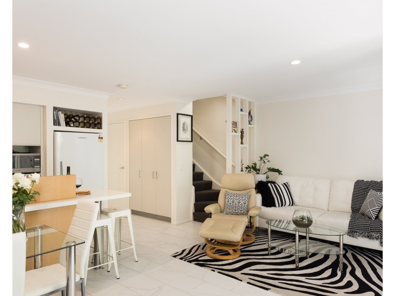 2/31 Grosvenor Street, Yeerongpilly QLD 4105