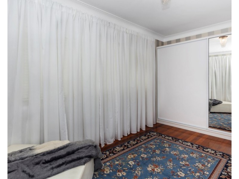 52 The Promenade, Camp Hill QLD 4152