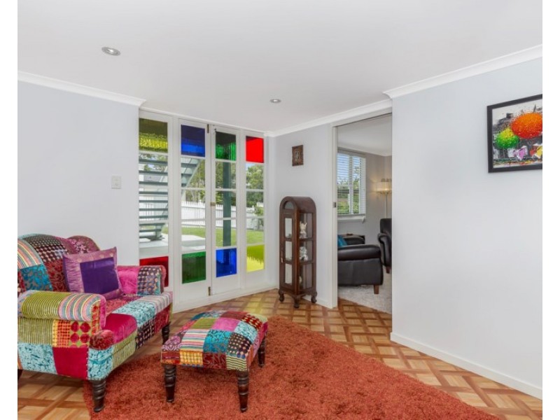 52 The Promenade, Camp Hill QLD 4152